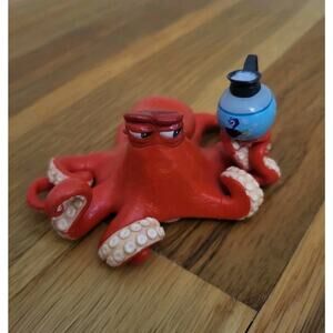 Finding Dory Disney Pixar Plastic 3.5”Figure Hank Octopus Dory In Coffee Pot